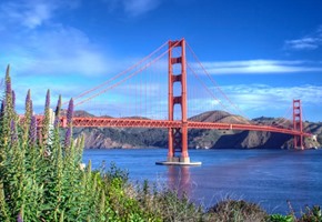 Around the World by Train with Tony Robinson: USA