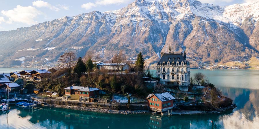 Interlaken & the Jungfrau Express in Winter Interlaken & the Jungfrau Express in Winter